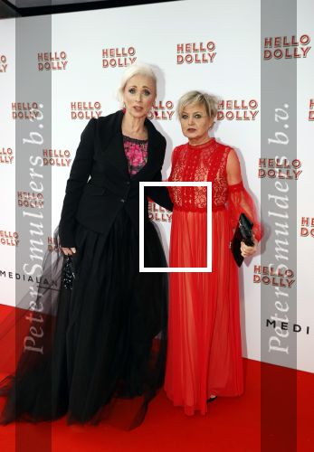 Rotterdam 8 maart 2020
Premiere Hello Dolly in het nieuwe Luxor. Vera Mann en Ellen Evers