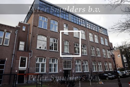 Amsterdam 3 maart 2020
In dit complex woont Victor Mids in een appartement / huis