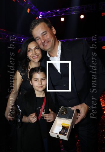 Hilversum 30 januari 2020
Radioring gala in theater gooiland . Veronica inside wint de radioring . Wilfred Geen Niels v Baarlen Rick Romijn en Celine Huijsmans zijn natuurlijk aanwezig
Wilfred met zijn vrouw en dochter
