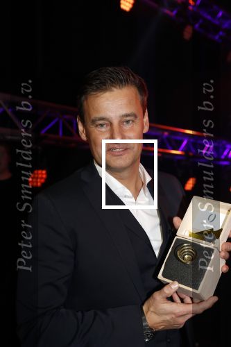 Hilversum 30 januari 2020
Radioring gala in theater gooiland . Veronica inside wint de radioring . Wilfred Geen Niels v Baarlen Rick Romijn en Celine Huijsmans zijn natuurlijk aanwezig
Wilfred met zijn vrouw en dochter