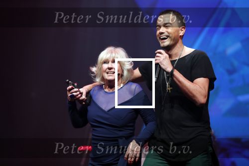 Amsterdam 10 februari 2020
Uitreiking edisons in de westergasfabriek . Najib Amhali presenteert de avond.
Willeke Alberti krijgt ouvre Edison uit handen van Dinand Woesthof