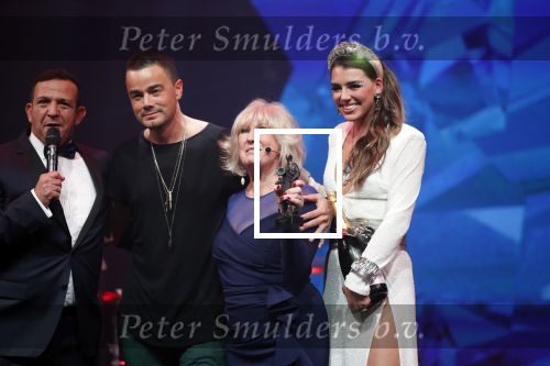 Amsterdam 10 februari 2020
Uitreiking edisons in de westergasfabriek . Najib Amhali presenteert de avond.
Willeke Alberti krijgt ouvre Edison uit handen van Dinand Woesthof