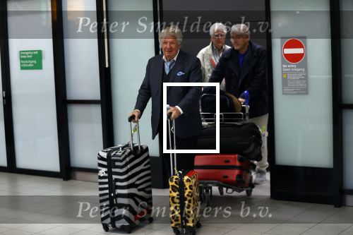 Schiphol 28 februari 2020
Aankomst Willibrord Frequin Barry Stevens Gerard Cox en Peter Faber op schiphol na de opnames van hun programma beter laat dan nooit.