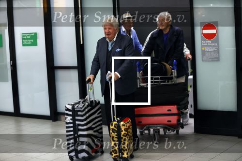 Schiphol 28 februari 2020
Aankomst Willibrord Frequin Barry Stevens Gerard Cox en Peter Faber op schiphol na de opnames van hun programma beter laat dan nooit.