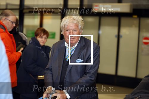 Schiphol 28 februari 2020
Aankomst Willibrord Frequin Barry Stevens Gerard Cox en Peter Faber op schiphol na de opnames van hun programma beter laat dan nooit.