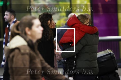 Schiphol 27 februari 2020
Wesley Sneijder haalt zijn zoon Xess Xava en Yolathe Cabau v Kasbergen op nadat ze van uit Los Angeles naar Amsterdam/schiphol zijn gevloegen.