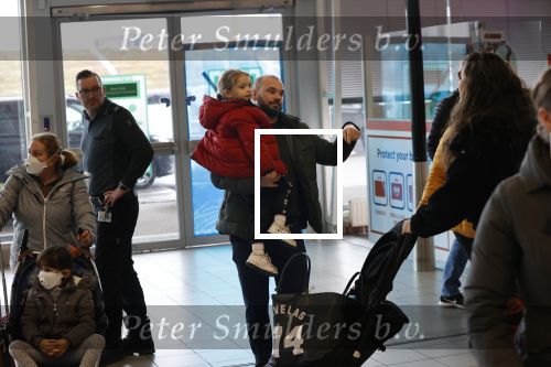 Schiphol 27 februari 2020
Wesley Sneijder haalt zijn zoon Xess Xava en Yolathe Cabau v Kasbergen op nadat ze van uit Los Angeles naar Amsterdam/schiphol zijn gevloegen.