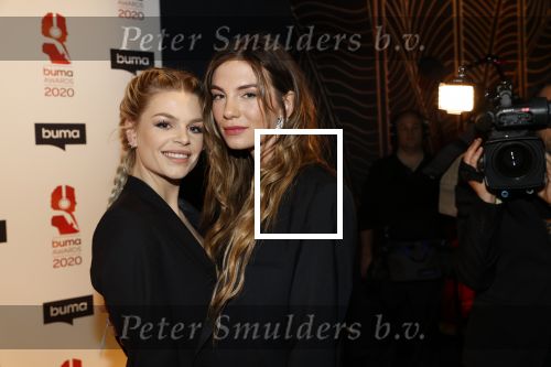 Hilversum 9 maart 2020
Uitreiking Buma awards in studio 21 op het mediapark. Zangeres Maan Zangeres  met Davina Michelle