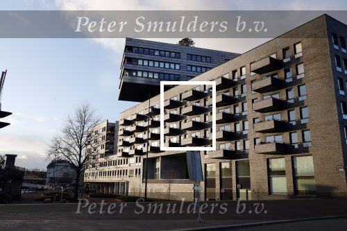 Amsterdam 10 januari 2020
In dit appartement complex woont de nederlandse deelnemer voor het songfestival 2020 jeangu Macrooy met zijn partner ( huis)