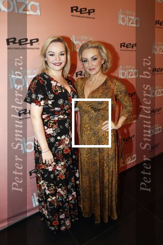 Amsterdam 3 februari 2020
Premiere verliefd op ibiza in het deLamar theater. Lone van Roosendaal