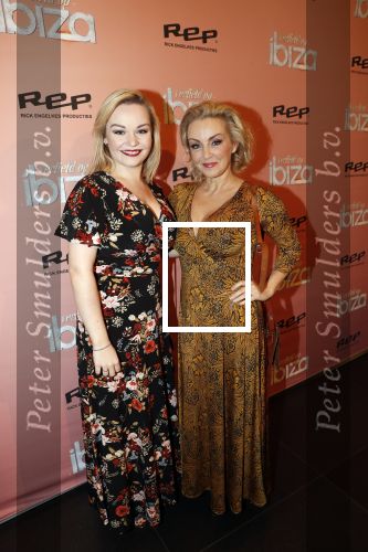 Amsterdam 3 februari 2020
Premiere verliefd op ibiza in het deLamar theater. Lone van Roosendaal