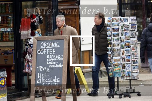 Amsteram 7 maart 2021
Albert Verlinde en Onno Hoes wandelend in Amsterdam zuid.
