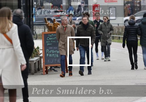Amsteram 7 maart 2021
Albert Verlinde en Onno Hoes wandelend in Amsterdam zuid.