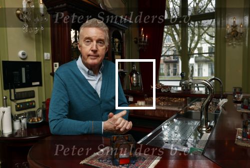 Amsterdam 4 maart 2021
Andre v Duin thuis in zijn huis en op straat op de grachten in Amsterdam.