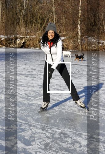 Loosdrecht 13 februari 2021
Chimene v Oosterhout schaatsend op de Loosdrechtse plassen.