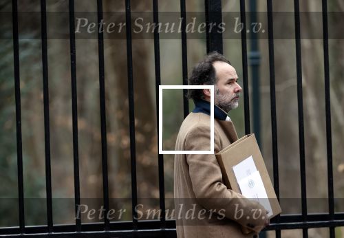 Lage Vuursche en Soest 27 februari 2021
Chris Visser biedt petitie aan bij Prinses Beatrix op Drakensteyn .
