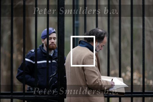 Lage Vuursche en Soest 27 februari 2021
Chris Visser biedt petitie aan bij Prinses Beatrix op Drakensteyn .