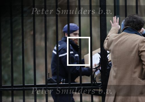 Lage Vuursche en Soest 27 februari 2021
Chris Visser biedt petitie aan bij Prinses Beatrix op Drakensteyn .