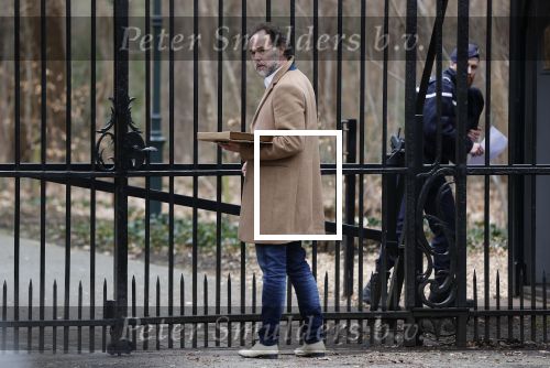 Lage Vuursche en Soest 27 februari 2021
Chris Visser biedt petitie aan bij Prinses Beatrix op Drakensteyn .