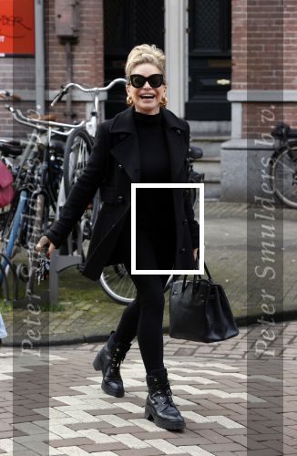 Amsterdam 17 februari 2021
Connie Witteman in amsterdam zuid.