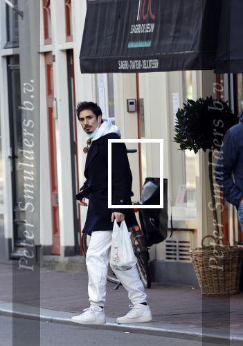 Amsterdam 26 februari 2021
Daniel de Ridder doet boodschappen op de utrechtsestraat.