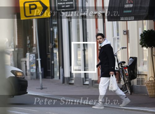 Amsterdam 26 februari 2021
Daniel de Ridder doet boodschappen op de utrechtsestraat.