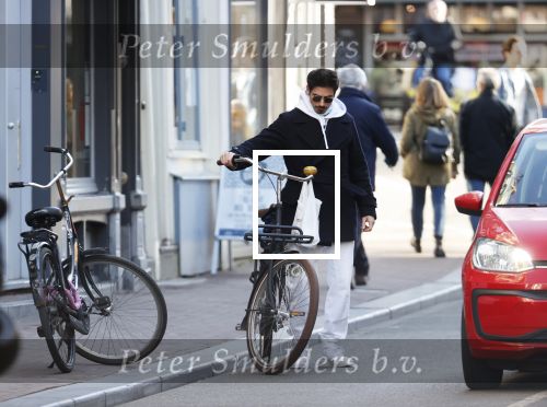 Amsterdam 26 februari 2021
Daniel de Ridder doet boodschappen op de utrechtsestraat.