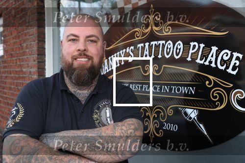 Eindhoven, 6 maart 2021
Danny Tattoo samen met zoon, moeder en Barbie