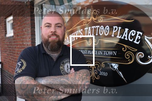 Eindhoven, 6 maart 2021
Danny Tattoo samen met zoon, moeder en Barbie