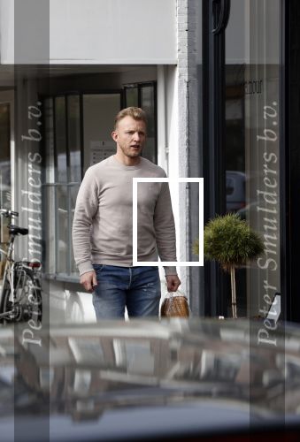 Oegstgeest 22 februari 2021
Dirk Kuyt doet boodschappen