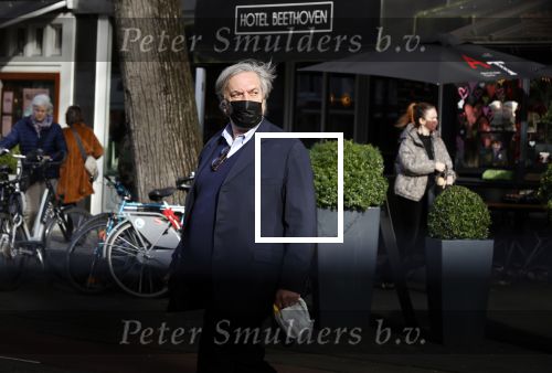 Amsterdam 20 februari 2021
Dirk Jan Parelberg doet boodschappen in Amsterdam zuid
