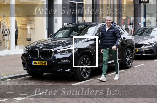 Amsterdam 4 maart 2021
Dries Roelvink met zijn BMW X4 op de pc hooftstraat