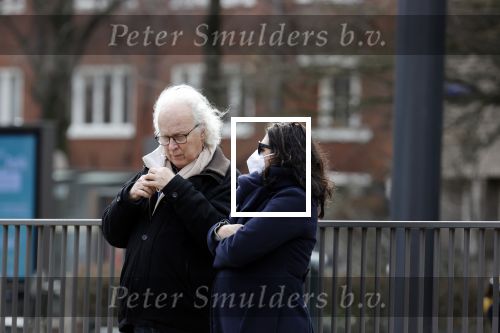 Amsterdam 24 februari 2021
Eddy habbema metzijn vrouw incl mondkapjes wachtend op de tram