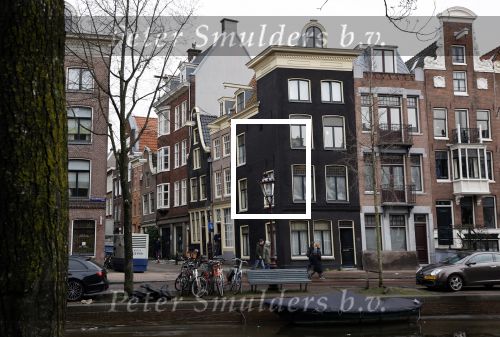 Amsterdam 16 februari 2021
Frank Sanders laat zijn huis/ huizen op de gracht verbouwen .
