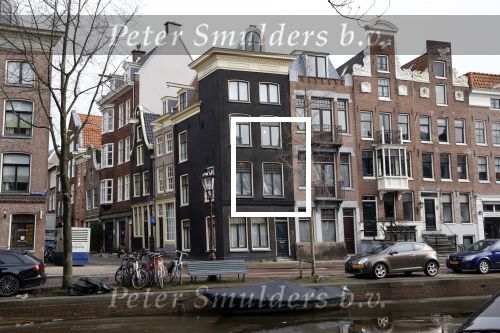 Amsterdam 16 februari 2021
Frank Sanders laat zijn huis/ huizen op de gracht verbouwen .
