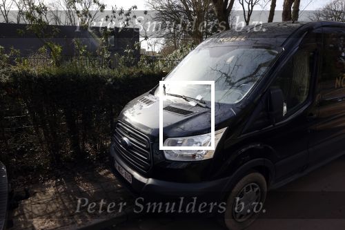 Tilburg 23 februari 2021
De nieuwe villa / huis van Guus Meeuwis is bijna klaar . De werklui hebben allemaal een bekeuring gekregen voor fout parkeren.