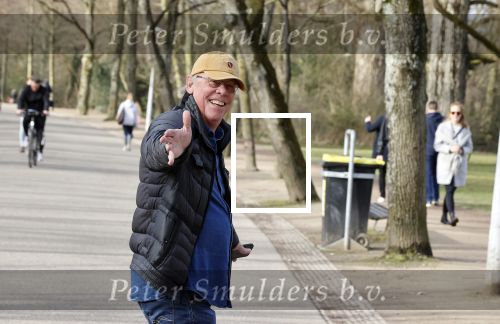 Amsterdam 24 februari 2021
Jack Spijkerman wandelend door het vondelpark
