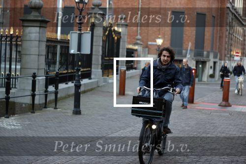Den Haag 2 maart 2021
Jesse Klaver op de fiets bij het binnenhof.
