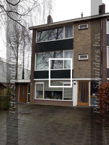 Ouderkerk aan de Amstel 16 maart 2021
Laura Fygi haar nieuwe huis.