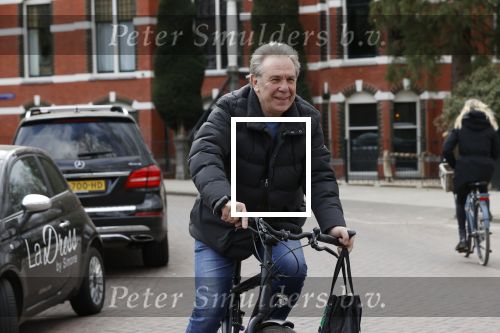 Amsterdam 6 maart 2021
Maarten Spanjer op de fiets in Amsterdam zuid