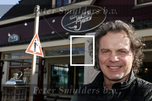 Hengelo 27 februari 2021
Op bezoekbij Martien Meiland die zijn huis verkocht heeft.
Ook spraken wij div mensen in Hengelo die het allemaal heel jammer vinden dat de familie Meiland vertrekt uit Hengelo. We spraken Dave v Aken Luuk Stam Lynet Tiggeloven en Marco Jansen.