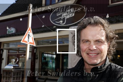 Hengelo 27 februari 2021
Op bezoekbij Martien Meiland die zijn huis verkocht heeft.
Ook spraken wij div mensen in Hengelo die het allemaal heel jammer vinden dat de familie Meiland vertrekt uit Hengelo. We spraken Dave v Aken Luuk Stam Lynet Tiggeloven en Marco Jansen.