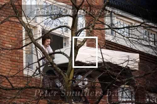 Amsterdam 5 maart 2021
Marieke Elsinga en haar vriend Sander verhuizen naar hun nieuwe huis . De studenten verhuizer verhuist ze.