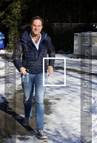 Amsterdam 13 februari 2021
Jort Kelder en Mark Rutte bij vondel CS in het vondelpark.