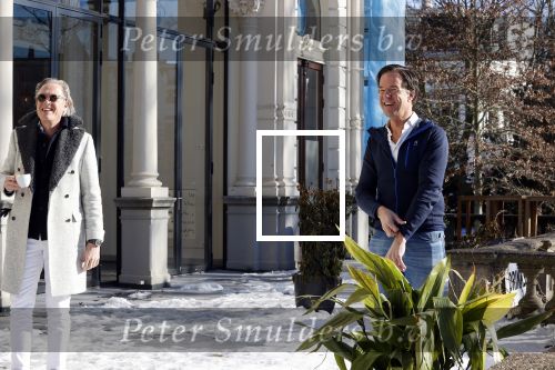 Amsterdam 13 februari 2021
Jort Kelder en Mark Rutte bij vondel CS in het vondelpark.