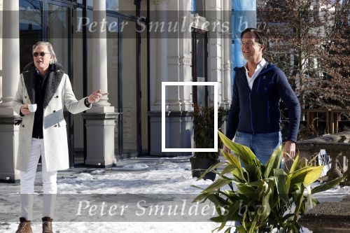 Amsterdam 13 februari 2021
Jort Kelder en Mark Rutte bij vondel CS in het vondelpark.