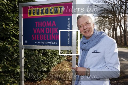 Hengelo 27 februari 2021
Op bezoekbij Martien Meiland die zijn huis verkocht heeft.
Ook spraken wij div mensen in Hengelo die het allemaal heel jammer vinden dat de familie Meiland vertrekt uit Hengelo. We spraken Dave v Aken Luuk Stam Lynet Tiggeloven en Marco Jansen.