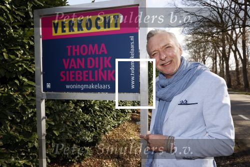 Hengelo 27 februari 2021
Op bezoekbij Martien Meiland die zijn huis verkocht heeft.
Ook spraken wij div mensen in Hengelo die het allemaal heel jammer vinden dat de familie Meiland vertrekt uit Hengelo. We spraken Dave v Aken Luuk Stam Lynet Tiggeloven en Marco Jansen.
