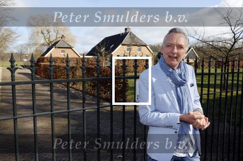 Hengelo 27 februari 2021
Op bezoekbij Martien Meiland die zijn huis verkocht heeft.
Ook spraken wij div mensen in Hengelo die het allemaal heel jammer vinden dat de familie Meiland vertrekt uit Hengelo. We spraken Dave v Aken Luuk Stam Lynet Tiggeloven en Marco Jansen.