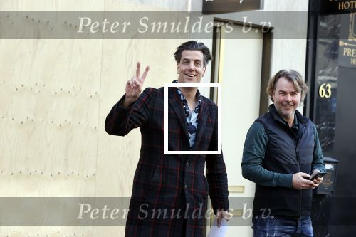 Amsterdam 25 februari 2021
Snollebolleke Rob Kemps met een kennis op de pc hooftstraat